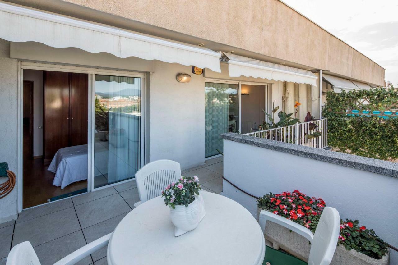 Atico Con Gran Terraza En El Corazon De Appartement Gerona